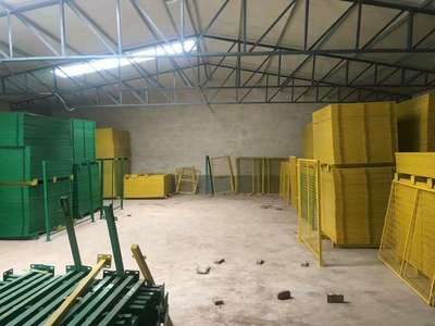 安全防護(hù)設(shè)備 海南地區(qū)圈地隔離網(wǎng)、變電站圍欄網(wǎng)的應(yīng)用與重要性